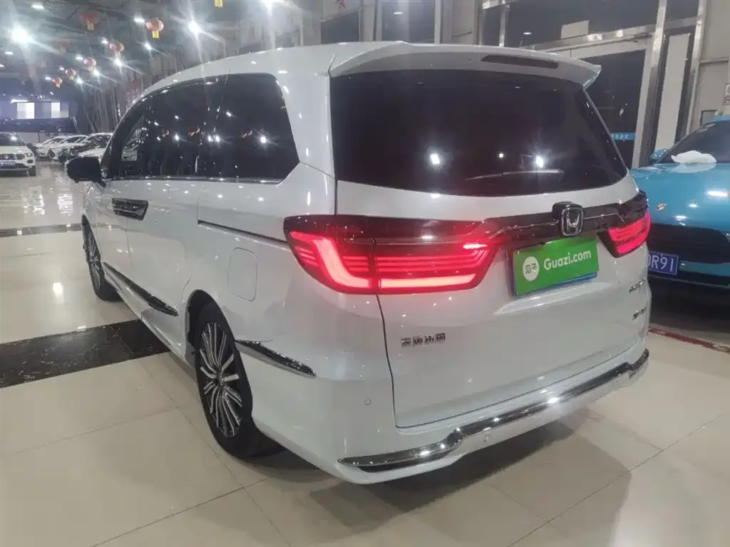 Honda Elysion 2025 из CN, фото 2