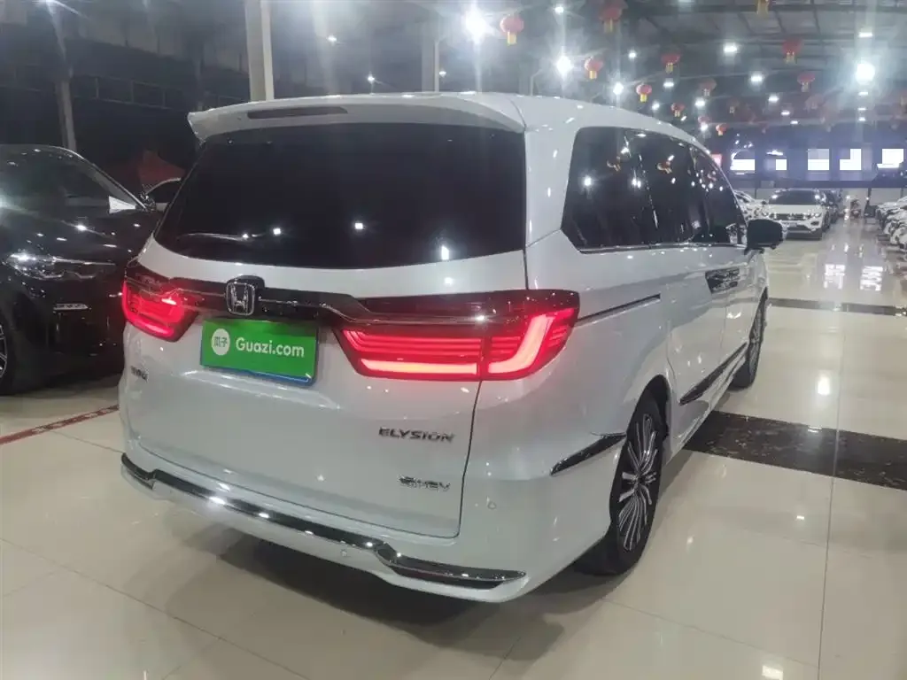 Honda Elysion 2025 из CN, фото 3