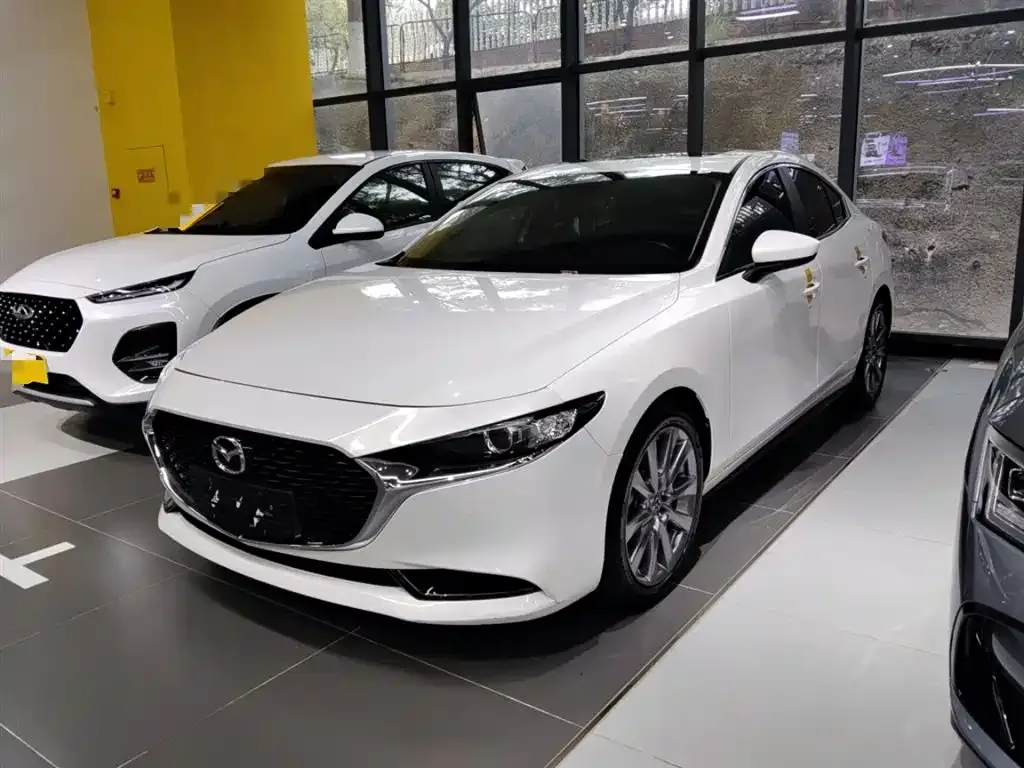 Mazda 3 Axela 2021 из CN, фото 1