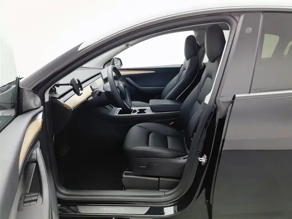 Tesla Model Y 2022 из CN, фото 10