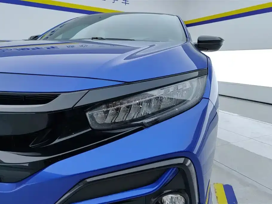 Honda Civic — фото 3