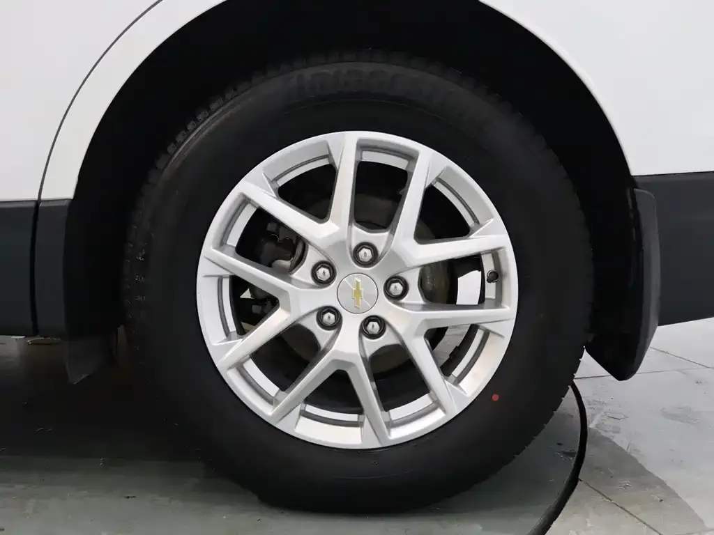 Chevrolet Equinox 2021 из CN, фото 4