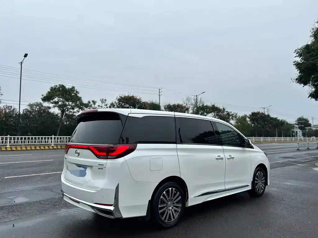 GAC Motor Trumpchi M8 — фото 2