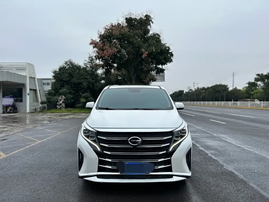 GAC Motor Trumpchi M8 — фото 5
