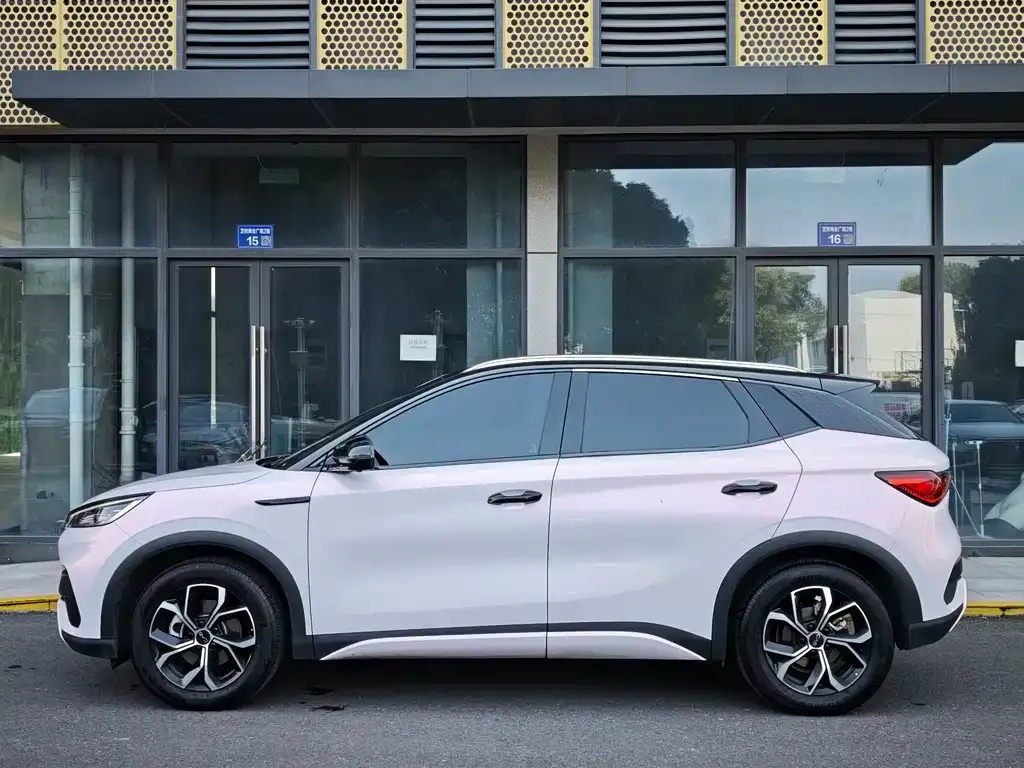 BYD Yuan Plus 2024 из CN, фото 8