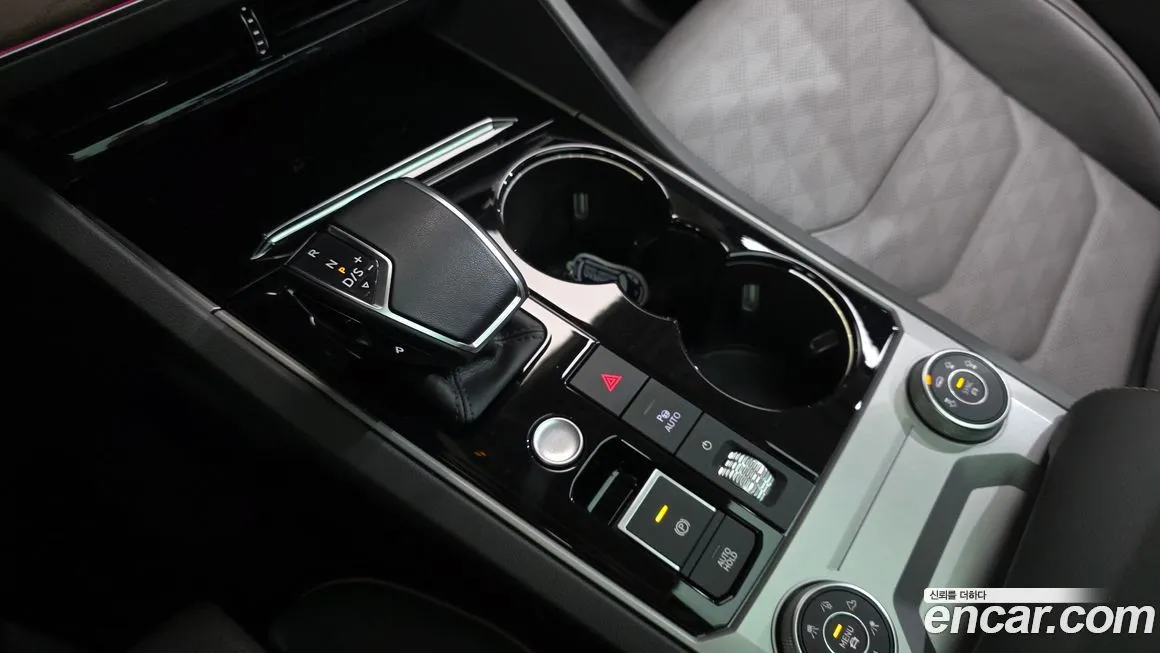 Volkswagen Touareg 2023 из KR, фото 6