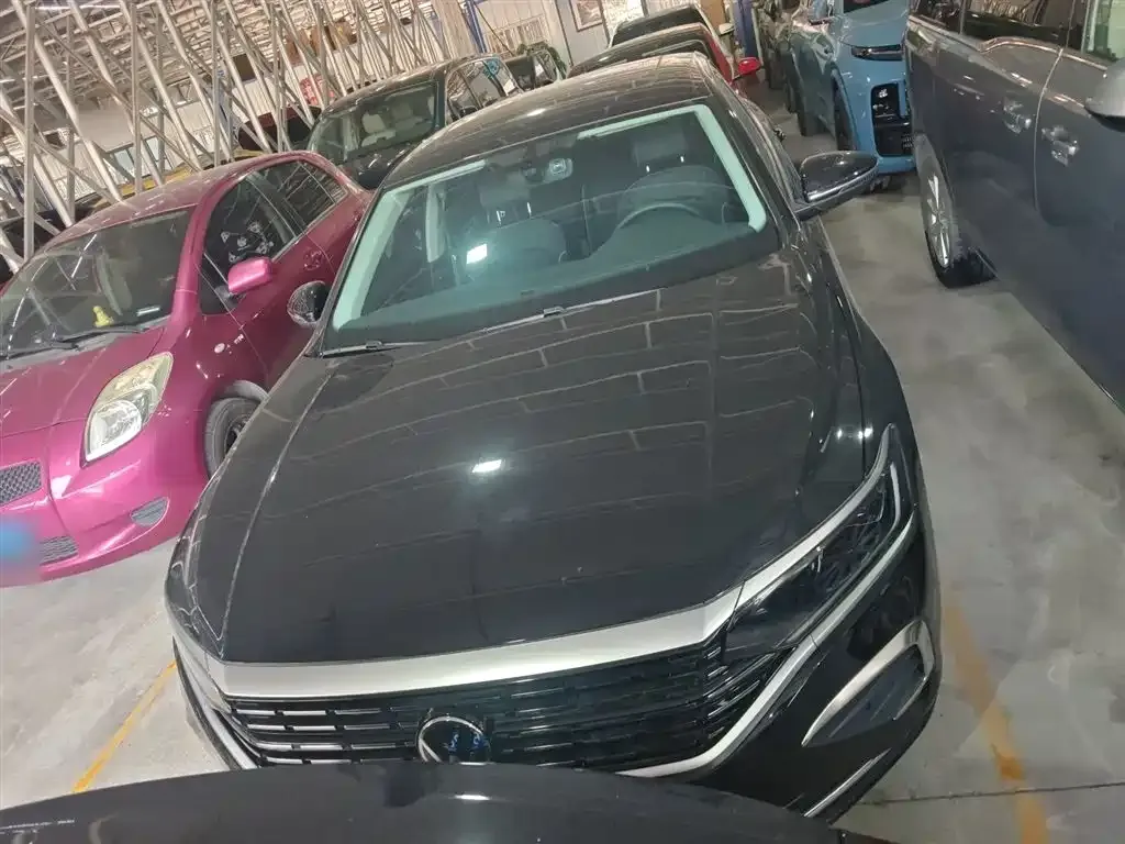 Volkswagen Passat 2024 из CN, фото 8