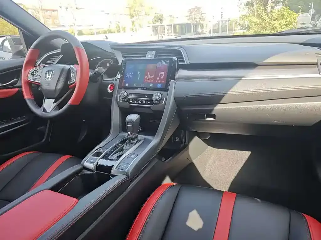 Honda Civic — фото 2