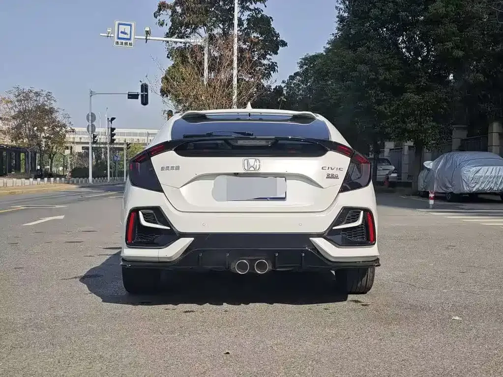 Honda Civic — фото 7