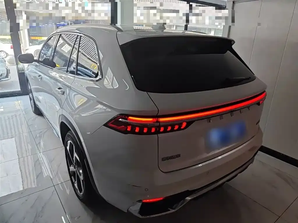 Geely Xingyue L — фото 10