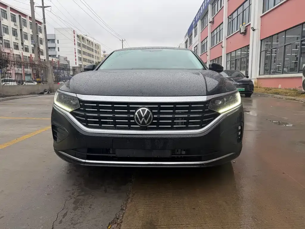 Volkswagen Passat 2025 из CN, фото 1