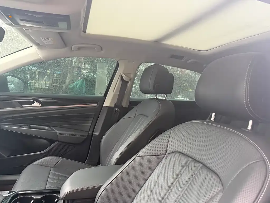 Volkswagen Passat 2025 из CN, фото 6