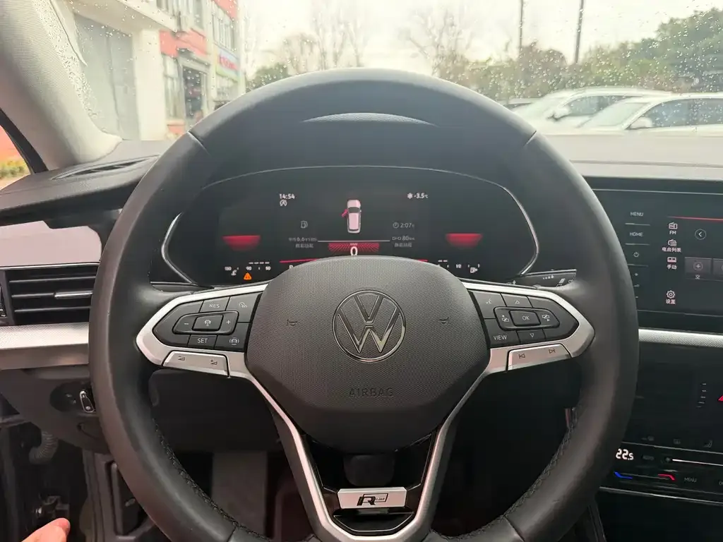 Volkswagen Passat 2025 из CN, фото 8