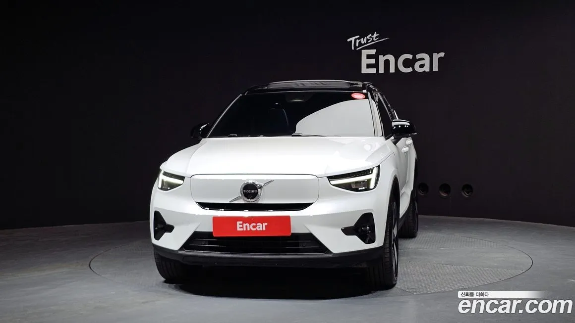Volvo XC40 2024 из KR, фото 9