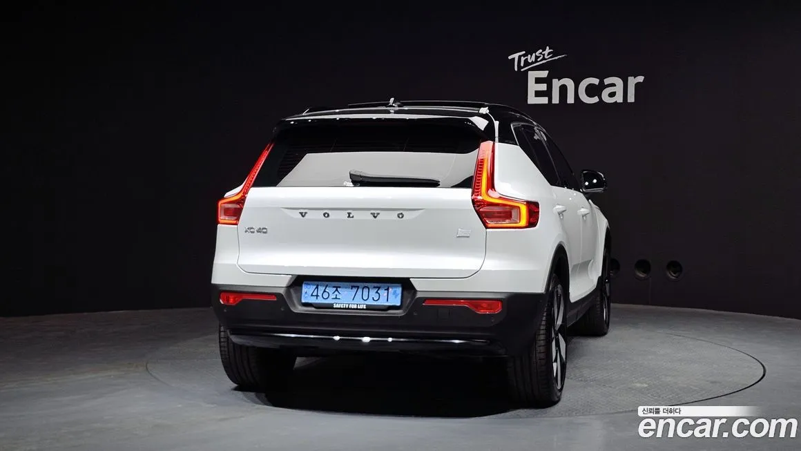 Volvo XC40 2024 из KR, фото 10