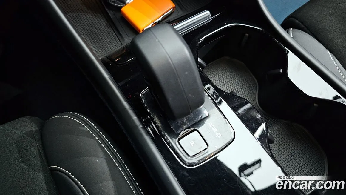 Volvo XC40 2024 из KR, фото 4