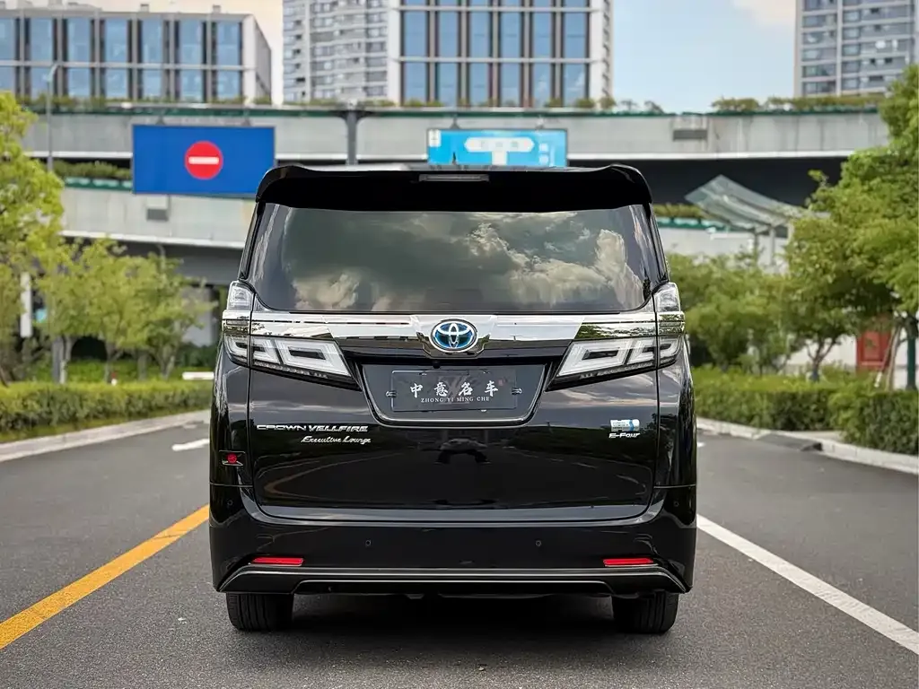 Toyota Vellfire 2022 из CN, фото 4