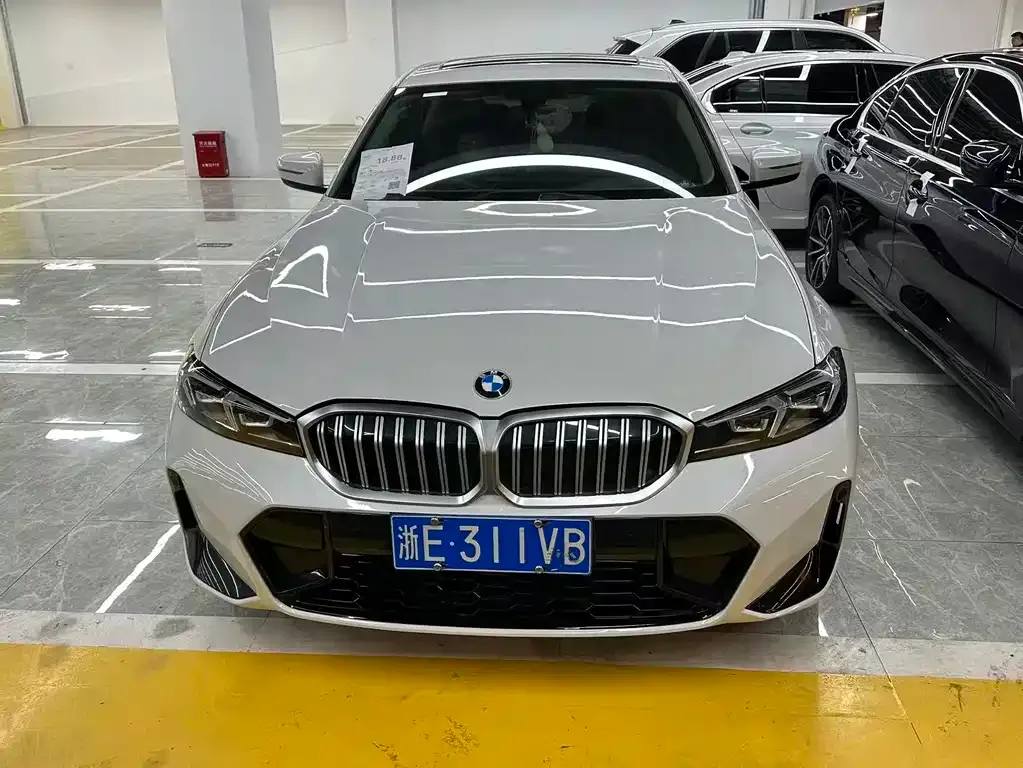 BMW 3 Series 2022 из CN, фото 3
