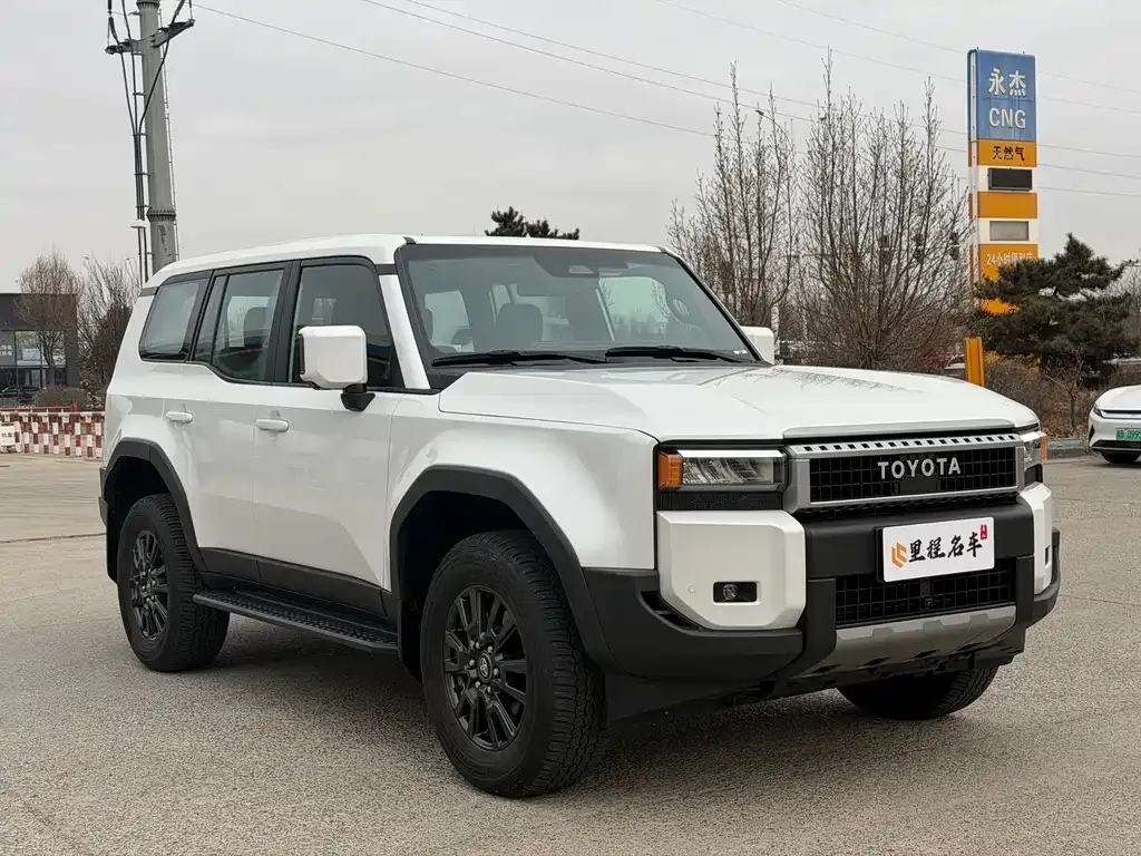 Toyota Prado 2024 из CN, фото 8