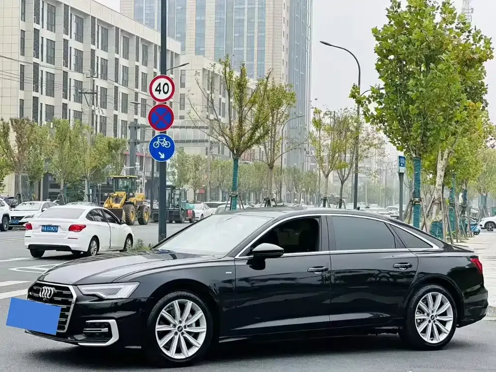 Audi A6L — фото 6