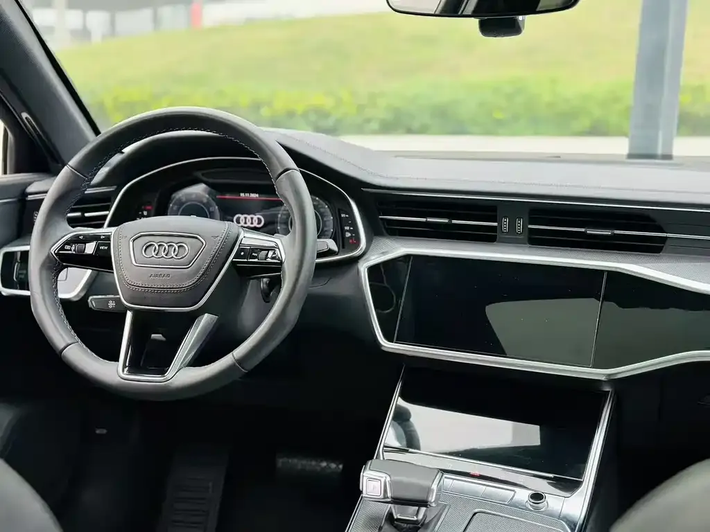 Audi A6L — фото 5