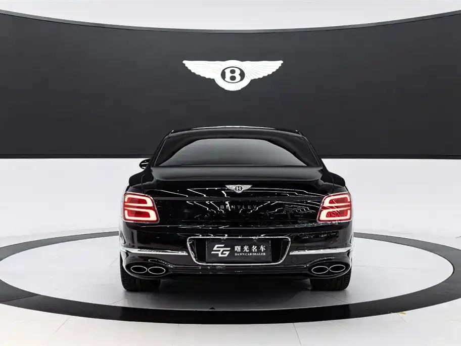 Bentley Flying Spur 2021 из CN, фото 10