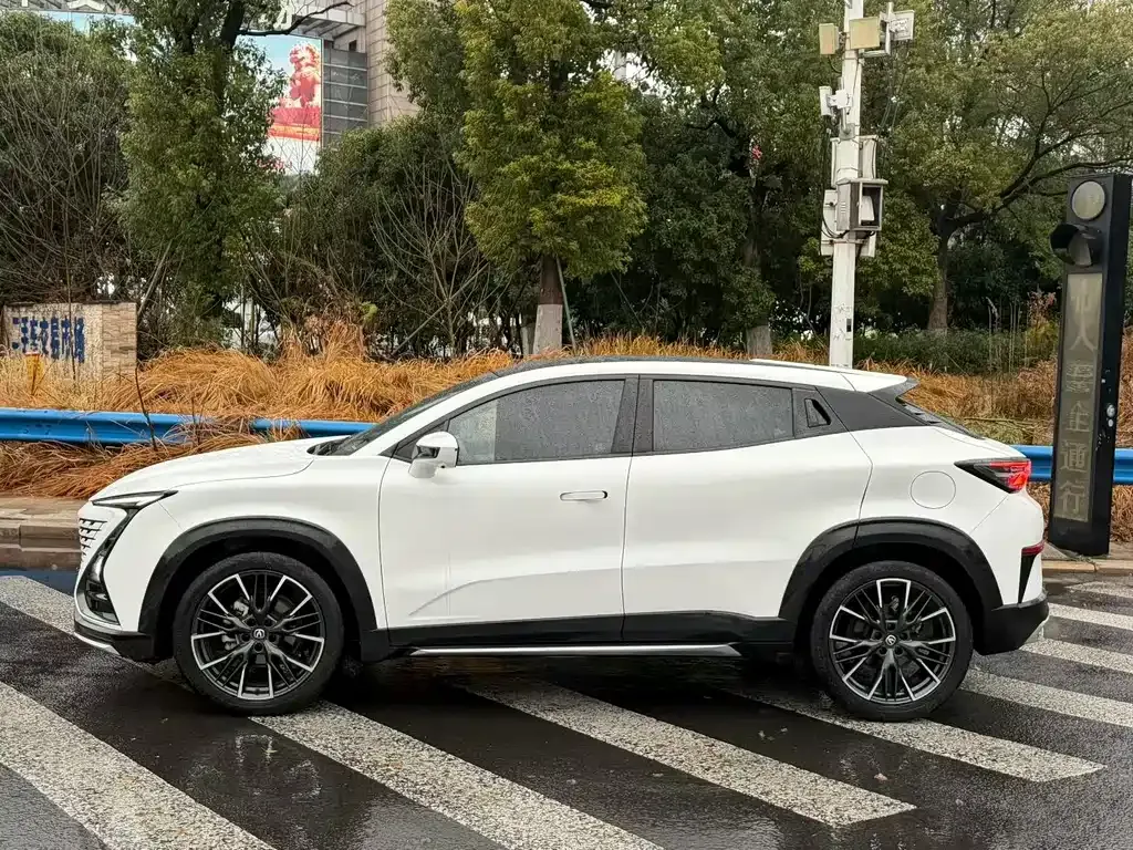 Changan UNI-T 2023 из CN, фото 9