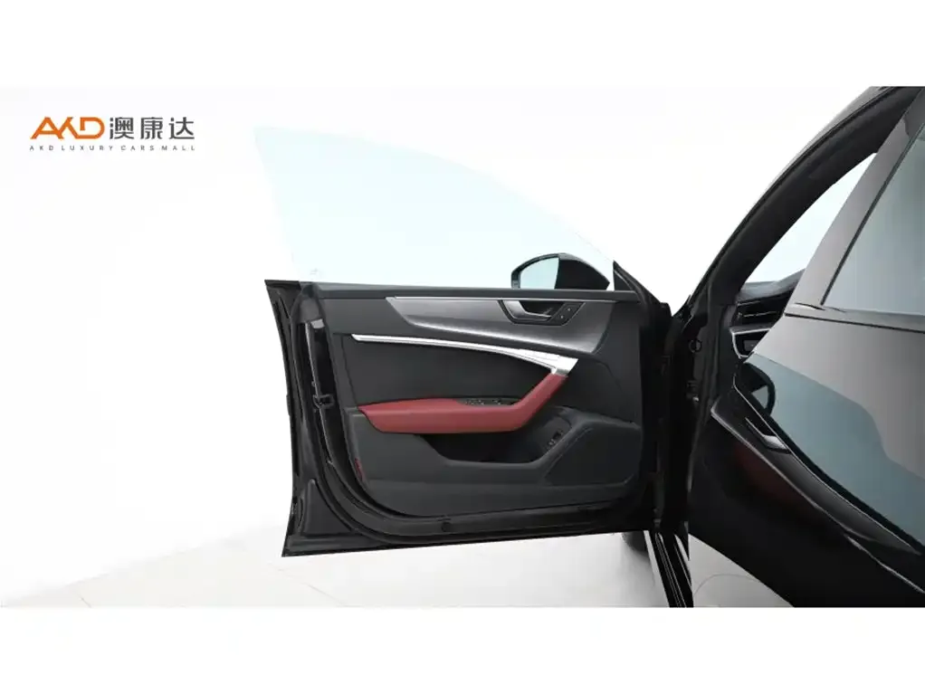Audi A7L 2024 из CN, фото 7