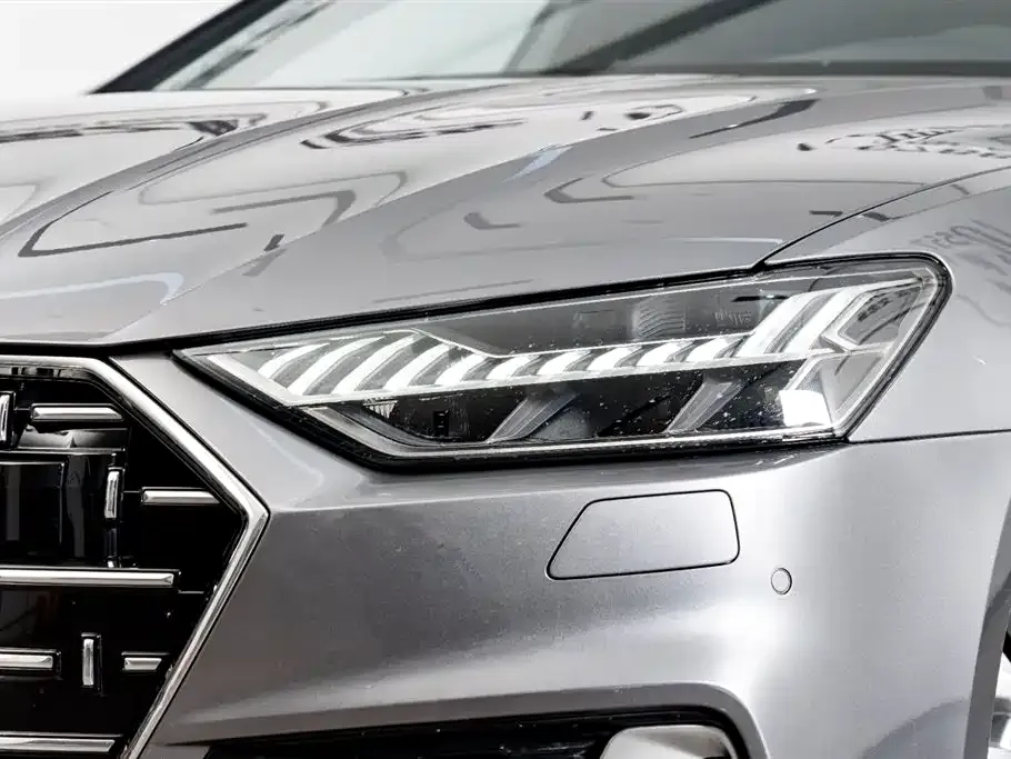 Audi A7L 2024 из CN, фото 8