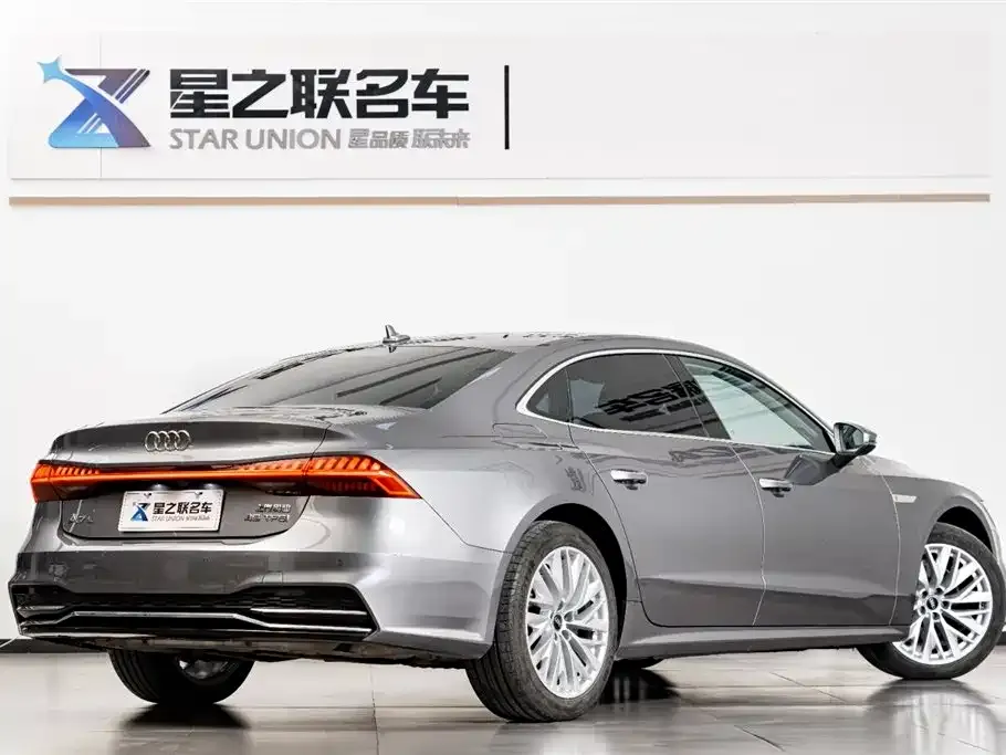 Audi A7L 2024 из CN, фото 3