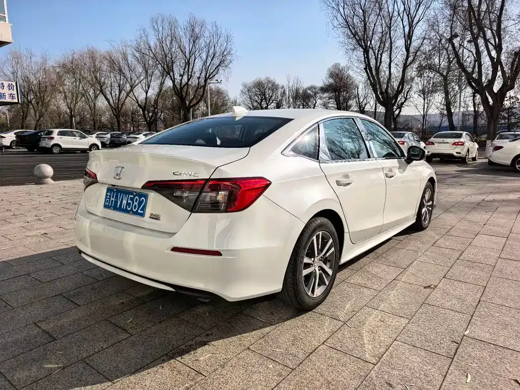Honda Civic — фото 8