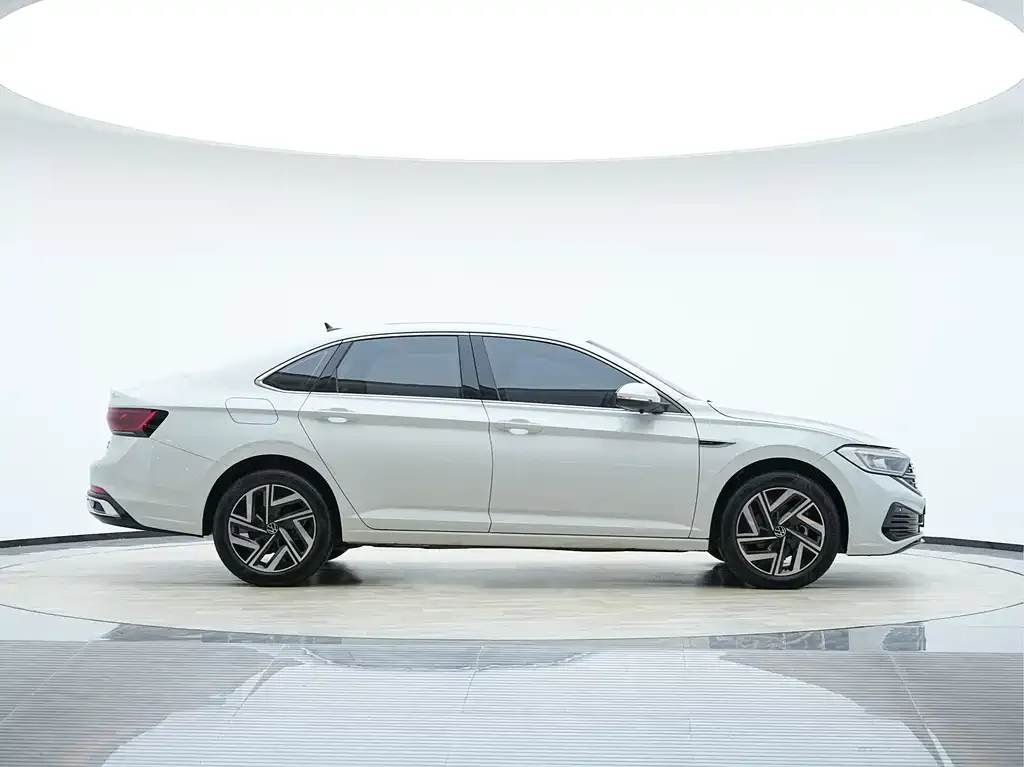 Volkswagen Sagitar 2024 из CN, фото 9