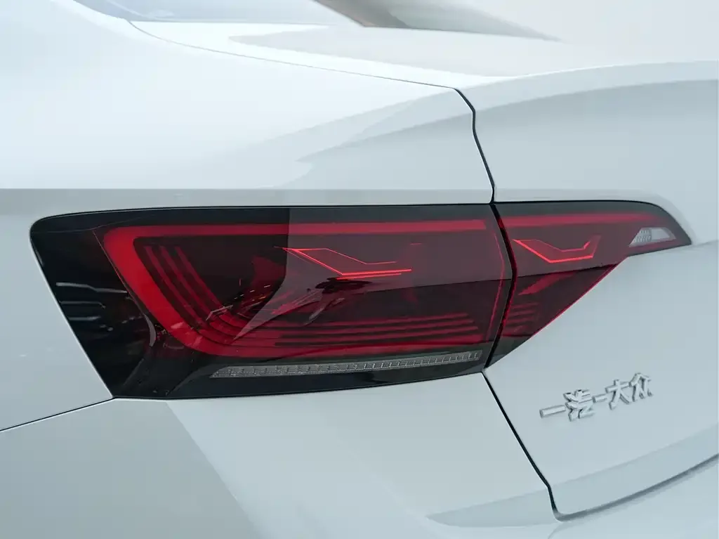 Volkswagen Sagitar 2024 из CN, фото 2