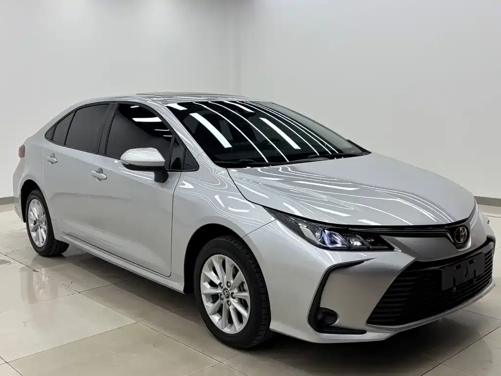 Toyota Corolla 2023 из CN, фото 4