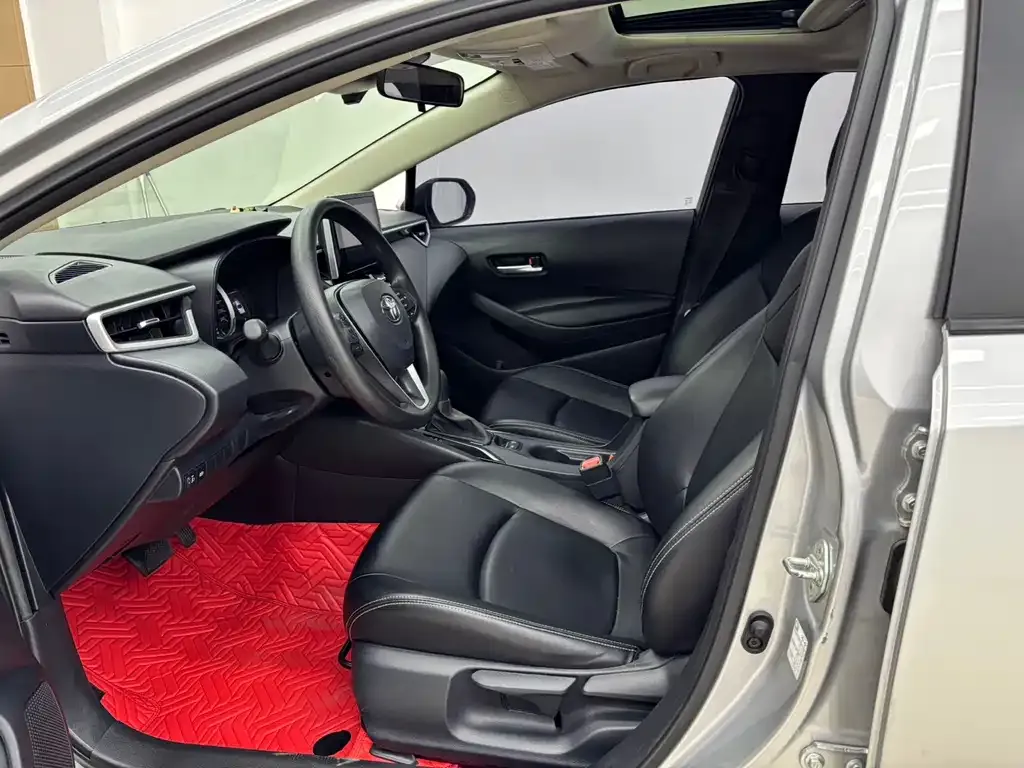 Toyota Corolla 2023 из CN, фото 3