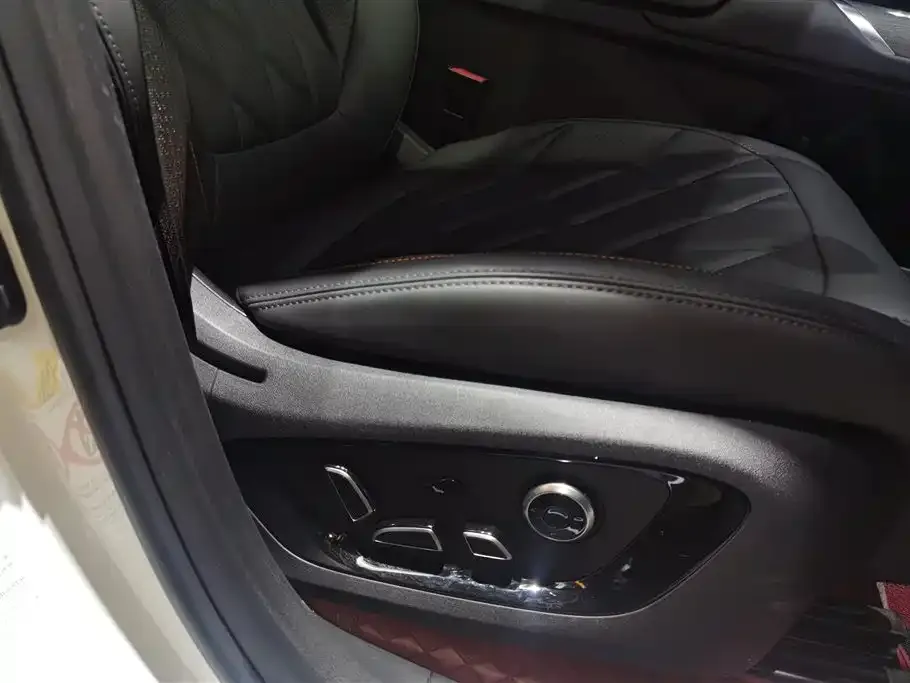 Changan CS75PLUS 2025 из CN, фото 3