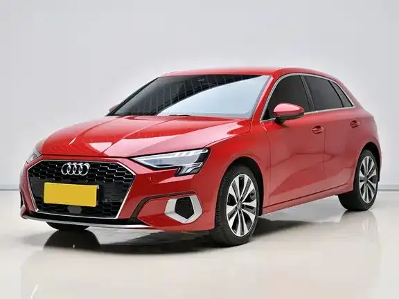 Audi A3 — фото 1