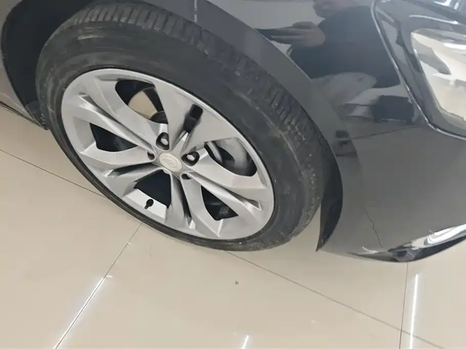 Buick LaCrosse 2021 из CN, фото 3