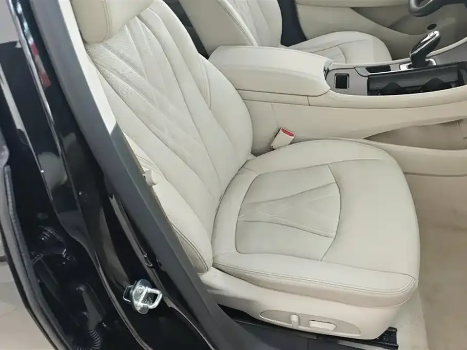 Buick LaCrosse 2021 из CN, фото 2