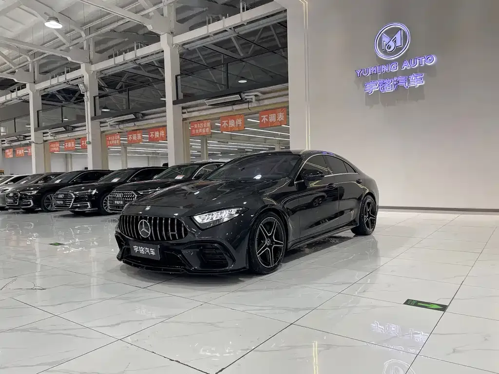 Mercedes-Benz CLS — фото 1