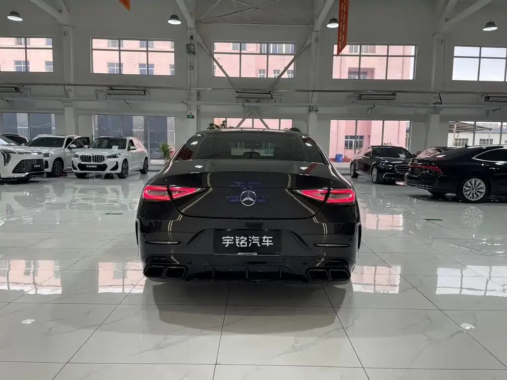 Mercedes-Benz CLS — фото 3