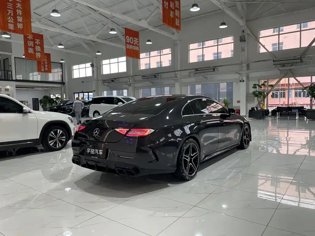 Mercedes-Benz CLS — фото 5