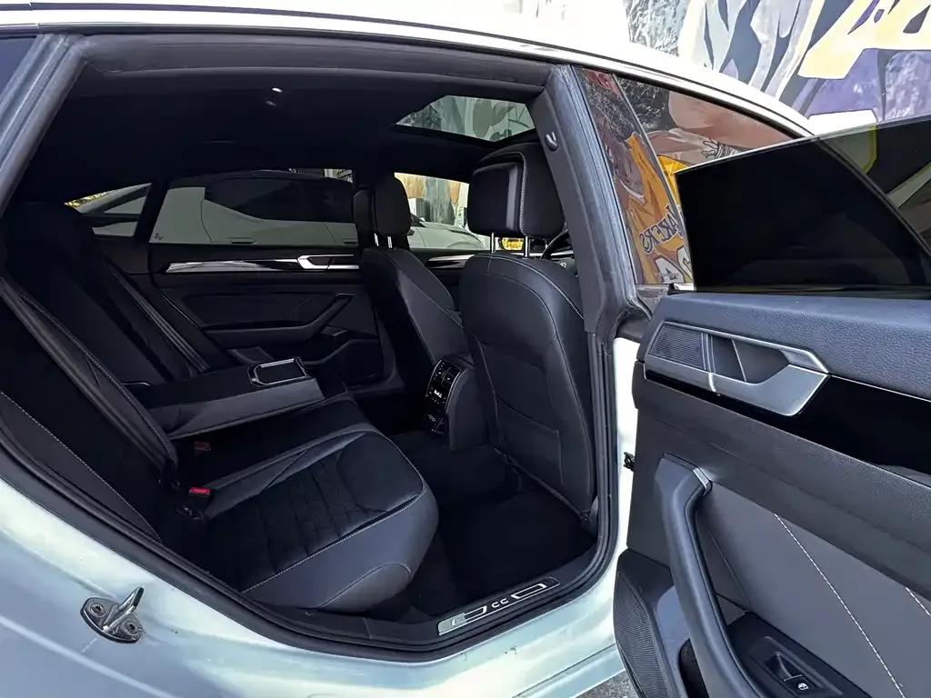 Volkswagen CC 2021 из CN, фото 2
