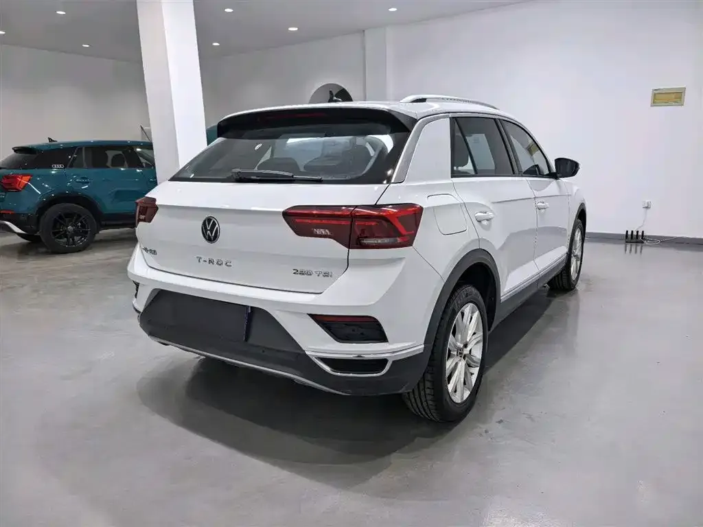Volkswagen T-Roc 2022 из CN, фото 8