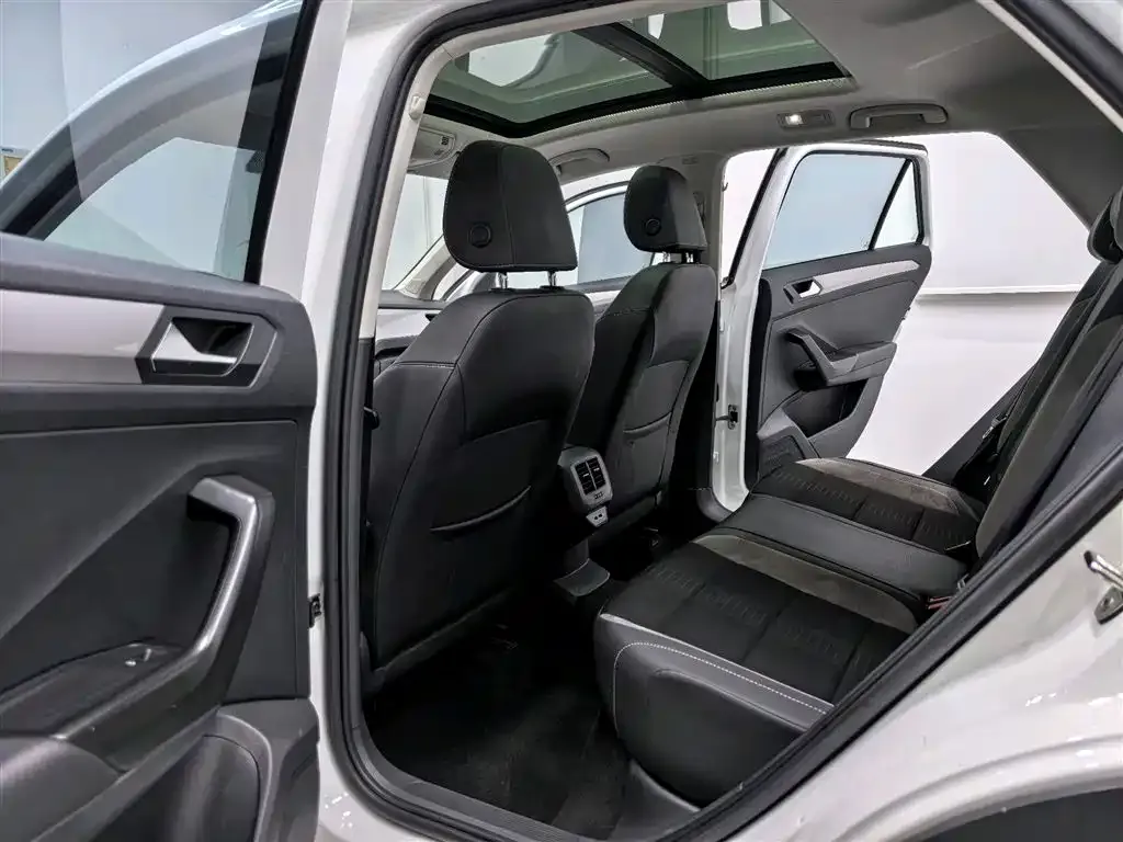 Volkswagen T-Roc 2022 из CN, фото 5