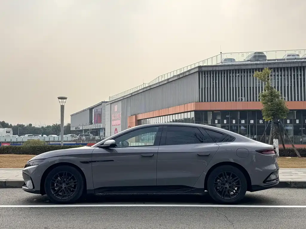 BYD Han 2025 из CN, фото 6
