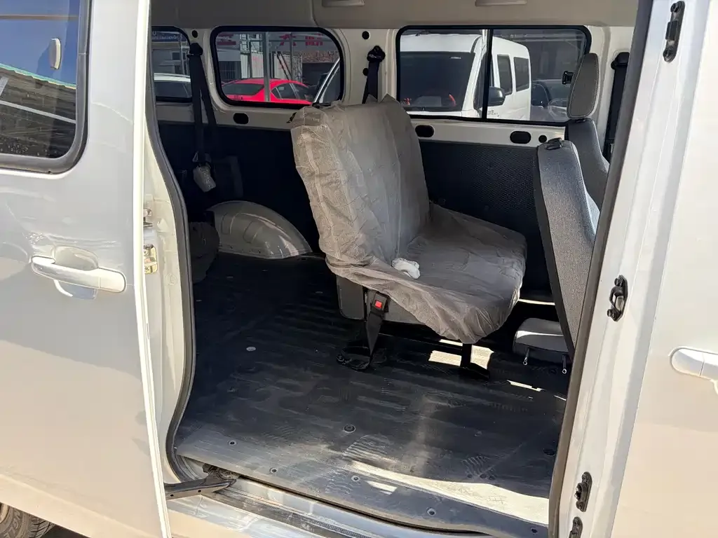 Wuling Yangguang 2025 из CN, фото 10