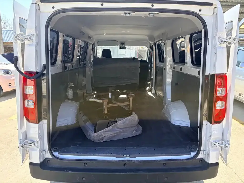 Wuling Yangguang 2025 из CN, фото 5