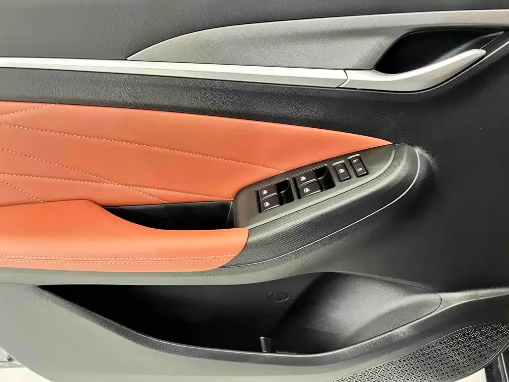 Changan Eado 2022 из CN, фото 3