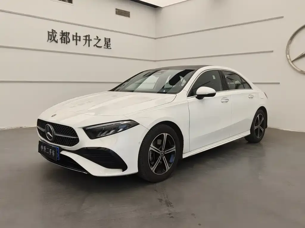 Mercedes-Benz A-Class — фото 1